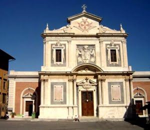 Piazza dei Cavalieri facciata