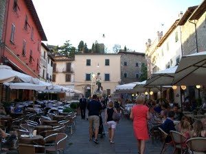 piazzetta montecatini alto claudia