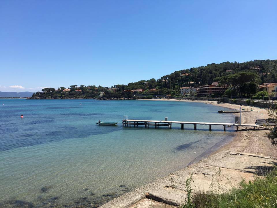 spiaggia argentario pozzarello