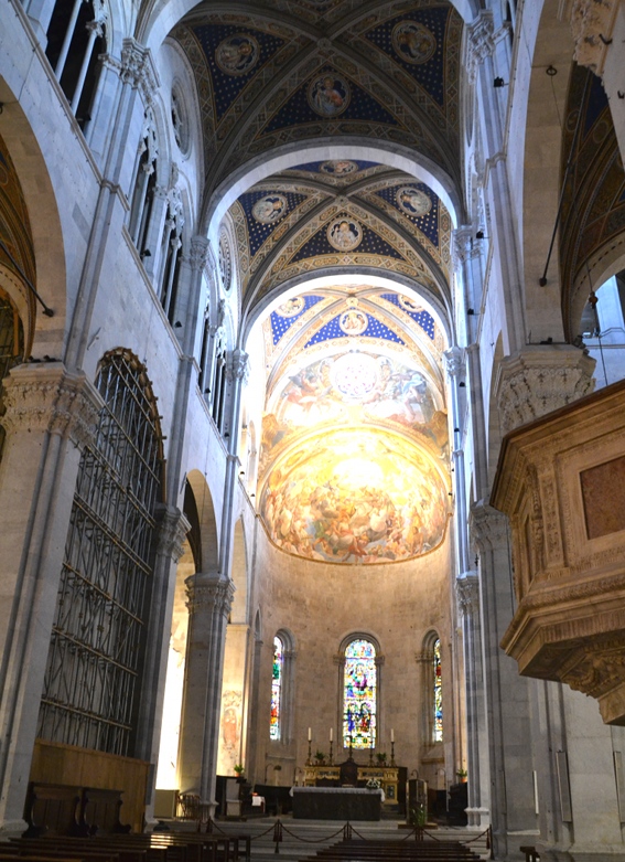 interno duomo Lucca