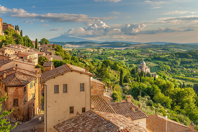 Paesaggio-della-Toscana-visto-dalle-mura-di-Montepulciano,-Italia