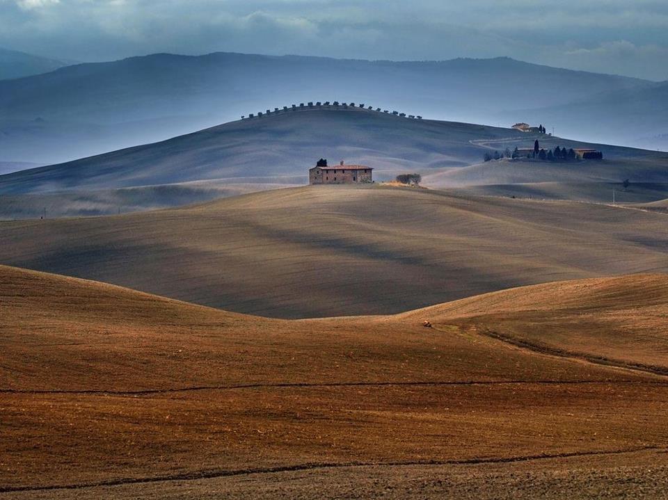 paesaggi lunari della val d'orcia