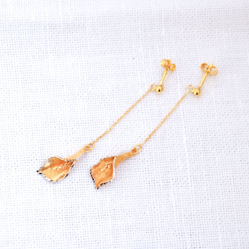 Orecchini in Oro a forma di Calla (2)